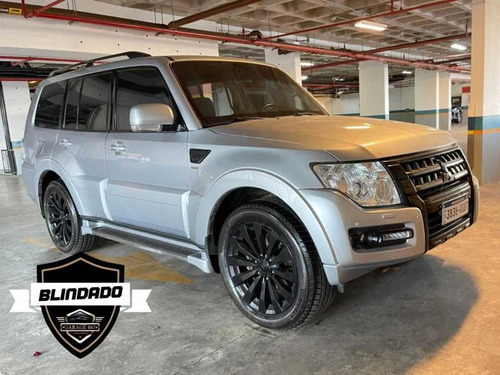 Mitsubishi Pajero Full 3.8 HPE 4X4 V6 24V GASOLINA 4P AUTOMÁTICO