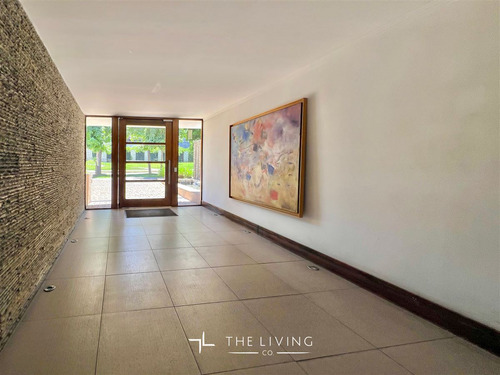Departamento En Venta De 4 Dorm. En Lo Barnechea