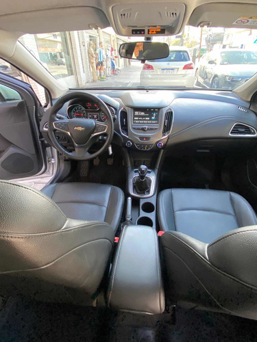 Imagen 14 de 22 de Chevrolet Cruze 1.4t Lt Sedan