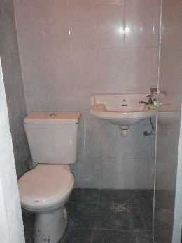 Local En Venta Cond En Lanus Este