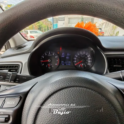Kia Rio 1.6 Lx Sedan At