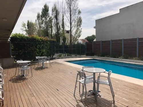 Departamento 2 Ambientes Con Jardín, En Tigre