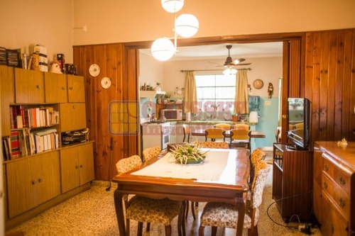 Imagen 4 de 11 de Cañuelas-en Venta Casona En Pleno Centro