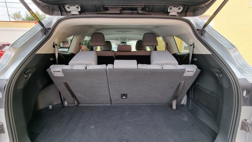 Imagen 13 de 15 de Toyota Highlander 2021 3.5 Le At