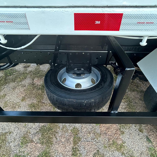 Volkswagen 8.150 Delivery Plus - Caçamba - 4x2 - 2012