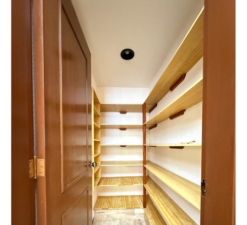 Casa En Venta En Bosque De Las Lomas