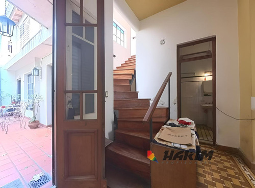 Casa 4 Ambientes En Villa Pueyrredon Con Patio Y Terraza