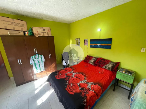 Venta De Casa Y Terreno En Parque Del Plata Norte