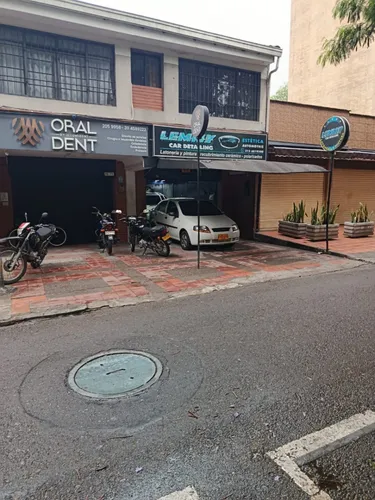 Local Comercial En Laureles. Se Vende