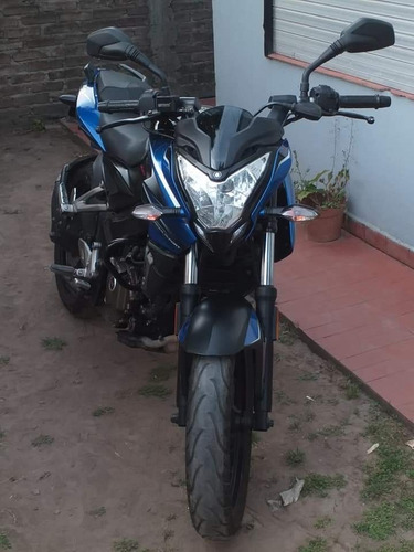 Bajaj Rouser Ns 200