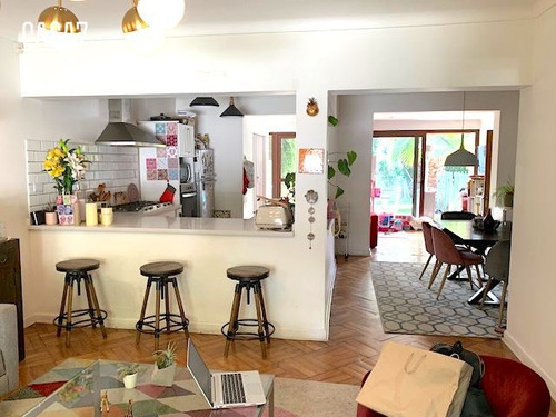 Casa En Venta De 3 Dorm. En Ñuñoa