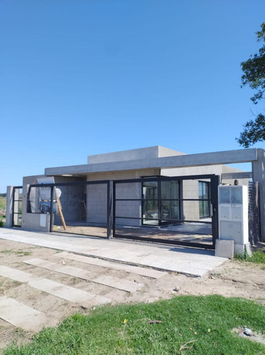 Casa En Venta A Estrenar En Ecotierra, Pueblo Esther.
