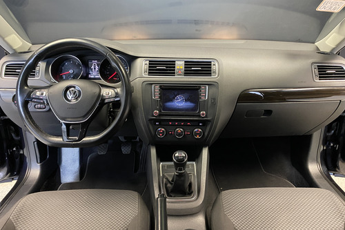Volkswagen Vento 2.5 Advance Plus 170cv