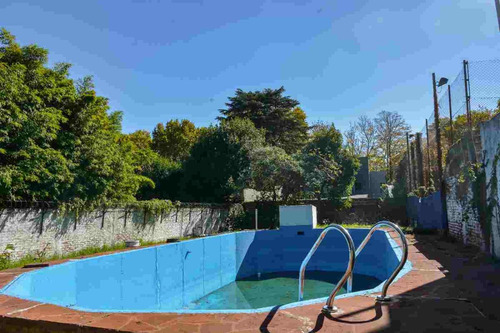 Casa En Venta Adrogue-ideal Inversor-lote 870 M2