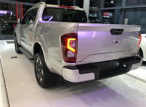 Imagen 4 de 25 de Nissan Frontier Xe 4x4 Manual 2022