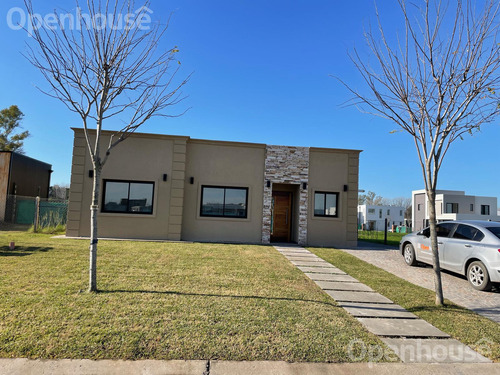 Oportunidad De Casa En El Barrio De San Pablo Impecable!!!!!