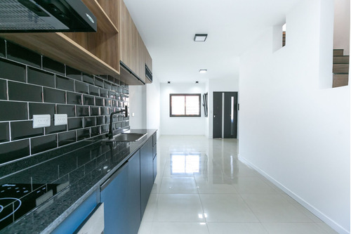 Imagen 4 de 30 de Venta Duplex C/ Cochera A Estrenar - Permuta