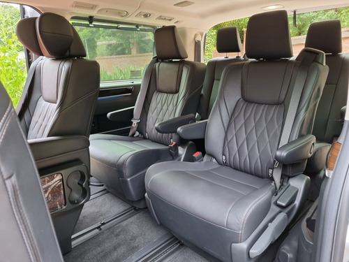Imagen 13 de 14 de Toyota Hiace 2023 2.8 Tdi Wagon 6at 10a