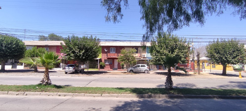 Encantadora Casa De 2 Pisos En Av. Miraflores