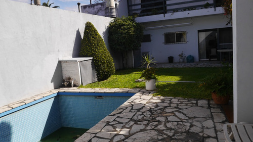 Dueño Vende Ph Independiente Con Pileta Semiclimatizada, Cochera, 5 Dormitorios, Quincho, Parrilla, Jardín, Patio, 8,66 Mts De Balcón, 2 Habs En Pb Y 3 En 1° C/espacio Aéreo, Coghlan Al Cfte-fte