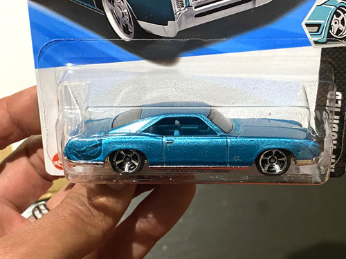 Hot Wheels 66 Buick Riviera Hw Modified