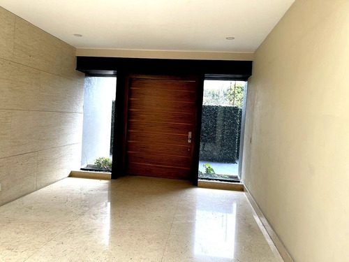 Residencia En Venta En Bosques De Las Lomas