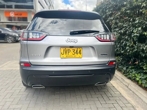 Jeep Longitud Modelo 2020
