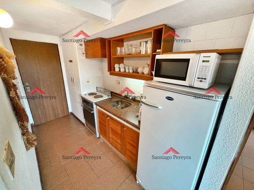 Imagen 4 de 16 de Oportunidad Apartamento En Torre Con Servicios. 50% Financiado, 1 Dormitorio Living Amplio Y Cochera