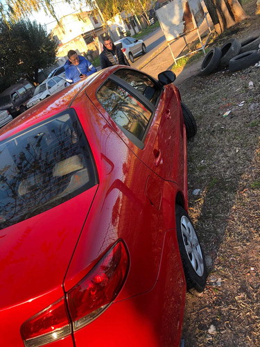 Imagen 5 de 8 de Fiat Siena 2015 1.4 El