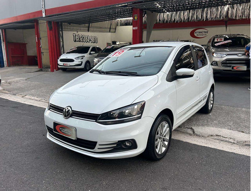 Volkswagen Fox 1.6 MSI TOTAL FLEX CONNECT 4P MANUAL