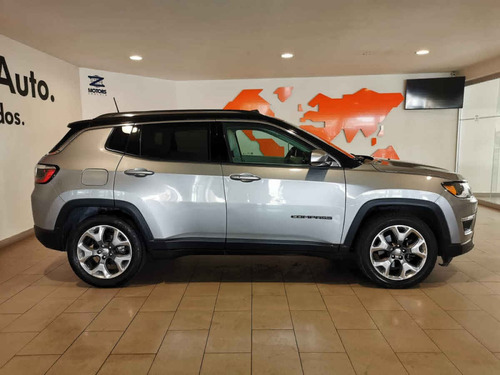 Imagen 8 de 15 de Jeep Compass 2019 5p Limited 4x2 L4/2.4 Aut