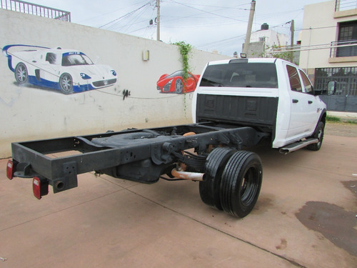 Imagen 10 de 15 de Ram 4000 Crew Cab 2014 Chasis Cabina 4x4 Ta