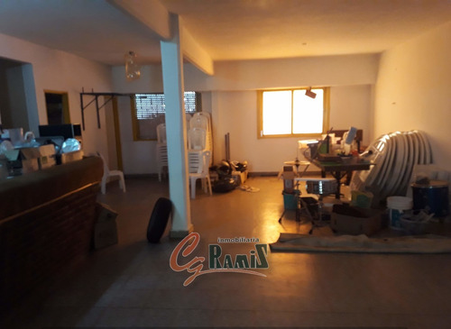 Imagen 11 de 16 de Local Y Casa En Venta Dolores Huici 2910 Hurlingam