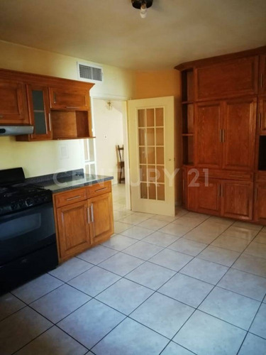 Imagen 6 de 14 de Venta Casa Panamericana Con Rec. Planta Baja !!!