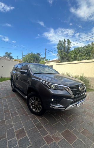Toyota Hilux SW4 2.8 Srx 177cv 4x4 7as At