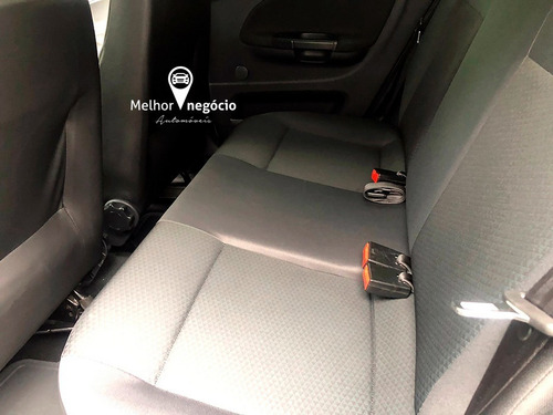 Imagem 13 de 15 de Volkswagen Gol 1.0 12v 5p Flex 2019 Prata