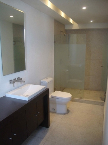 Imagen 18 de 27 de Departamento En Club Residencial Bosques, Lomas Del Chamizal