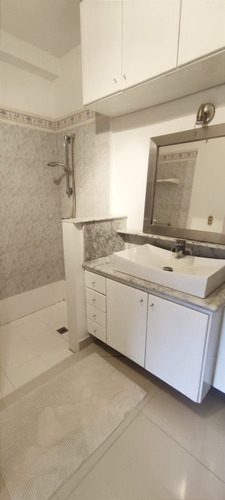 Imagen 19 de 30 de Apartamento Cumbres De Curumo