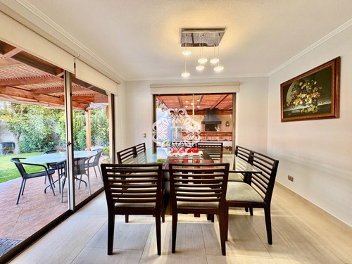 Remodelada, 6d/6b, Gran Jardín, Quincho.