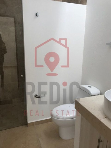 Imagen 11 de 17 de Casa De 4 Hab (1 En P.b.) En Cumbres Del Cimatario