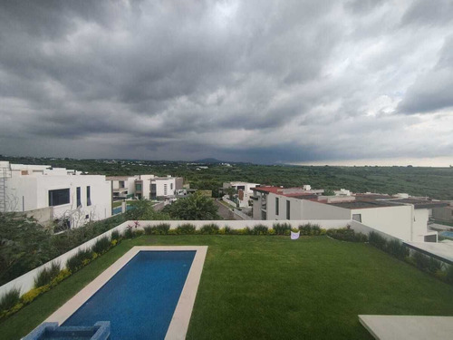 Casa En Venta En Lomas De Cocoyoc
