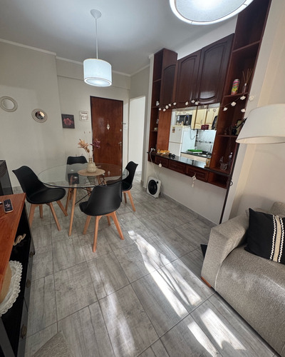 Departamento De Un Dormitorio En Alquiler - 45 Entre 12 Y 13 La Plata