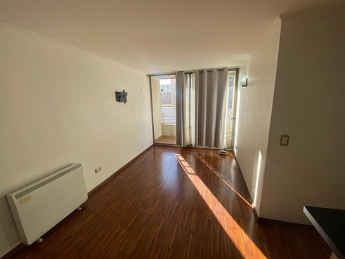 En Venta 2 Dorm. Calle Serrano, Parque Almagro. Santiago