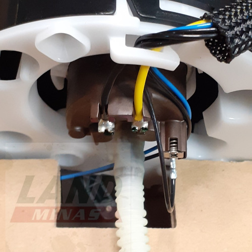 Imagem 3 de 3 de Bomba De Combustível Freelander 2 Gasolina