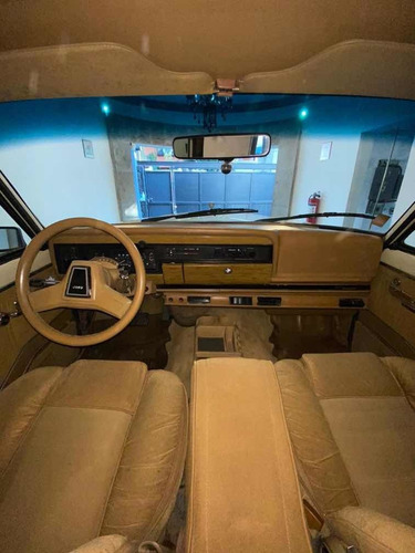 Jeep Wagoneer Doble Tracción