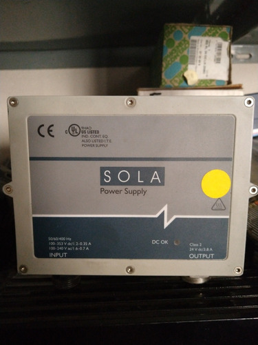 Fuente De Poder Sola P/n Scp 100s24x-dvn 100-240v 24vdc 3a (Usado)