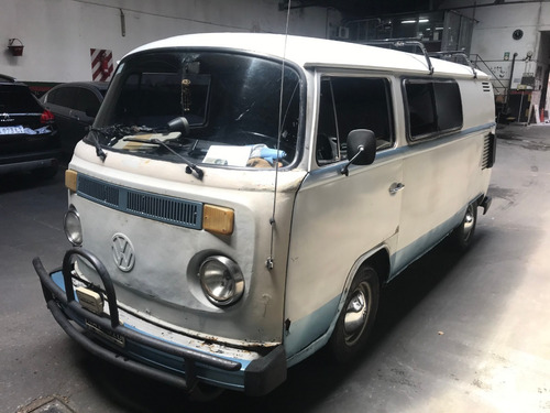 Imagen 1 de 15 de Combi Volskwagen 81 Brasil Funcionando Blanca