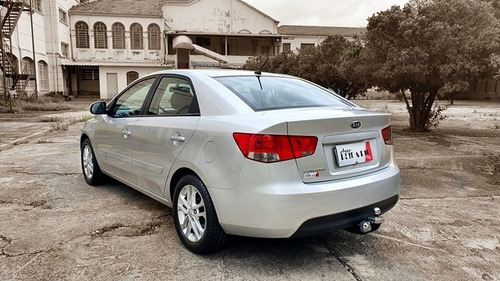 Kia Cerato Ex 1.6 Manual - Único Dono Ipva Total Pg
