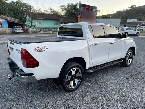 Imagem 6 de 8 de Toyota Hilux 2.8 Srx 4x4 Cd 16v Diesel 4p Automático