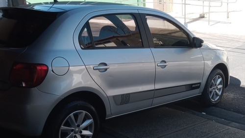 Imagem 1 de 3 de Volkswagen Gol 2014 1.0 Seleção Tec Total Flex 5p